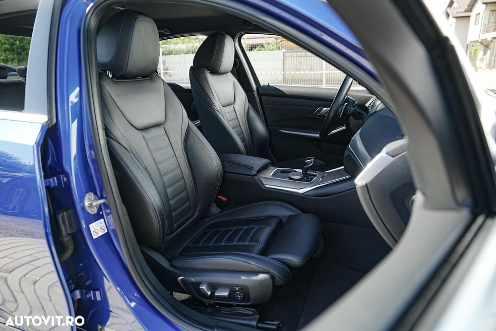 BMW Seria 3 320d Aut. M Sport - 16