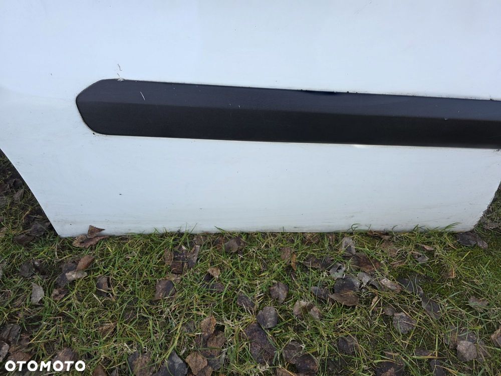 Fiat Doblo 2  II drzwi przesuwane prawe kod kolor 249 rok 10–15 białe - 6