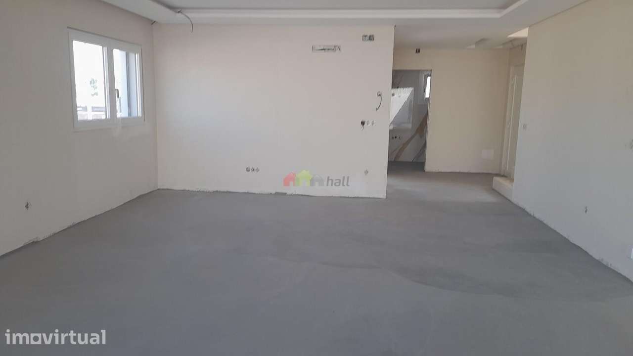 Moradia isolada T4 em Azeitão - Grande imagem: 5/34