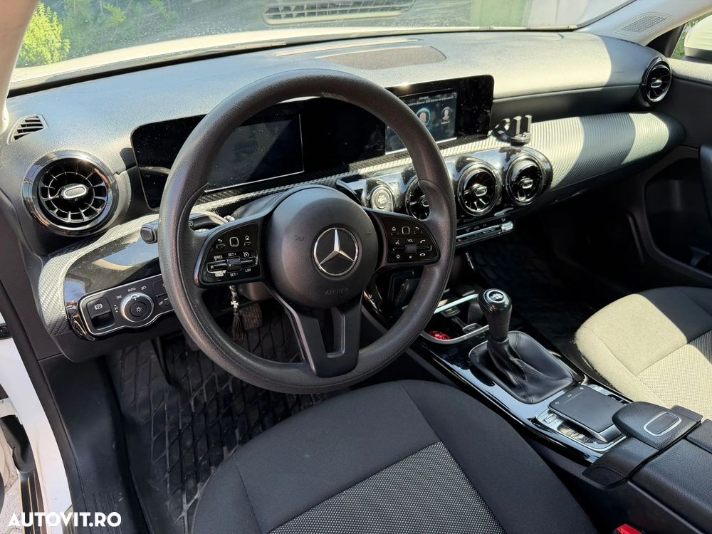 MERCEDES-BENZ A-Class 2019 — imagine 6
