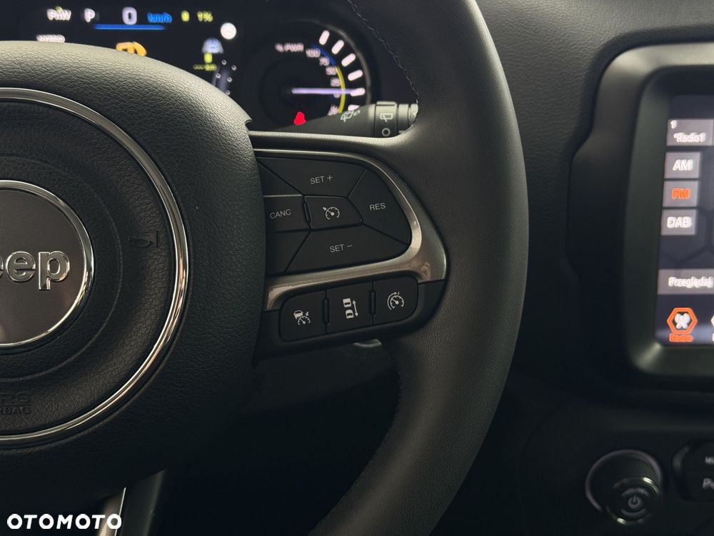 Jeep Renegade - 22