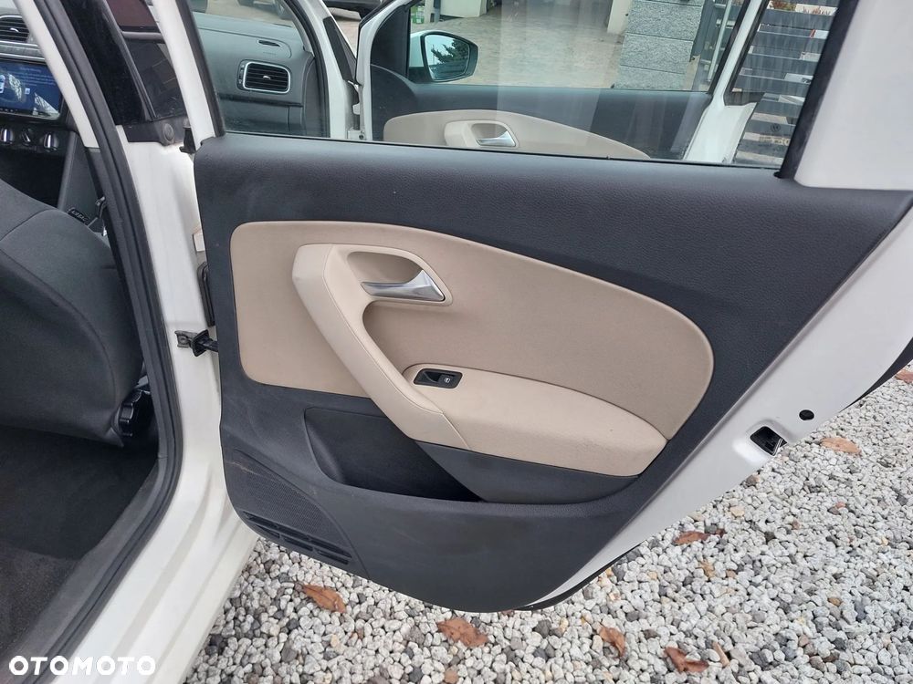 Volkswagen Polo 1.4 16V Highline Optimum - 8