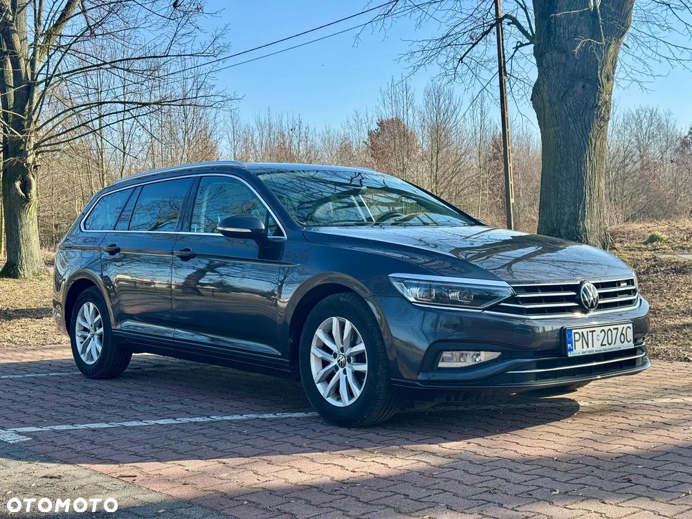 Volkswagen Passat 2.0 TDI SCR DSG Business - 8