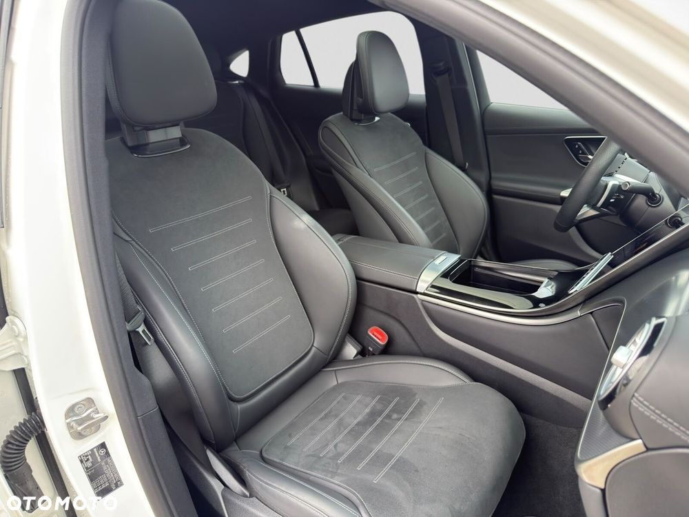 Mercedes-Benz GLC 220 d mHEV 4-Matic AMG Line - 29