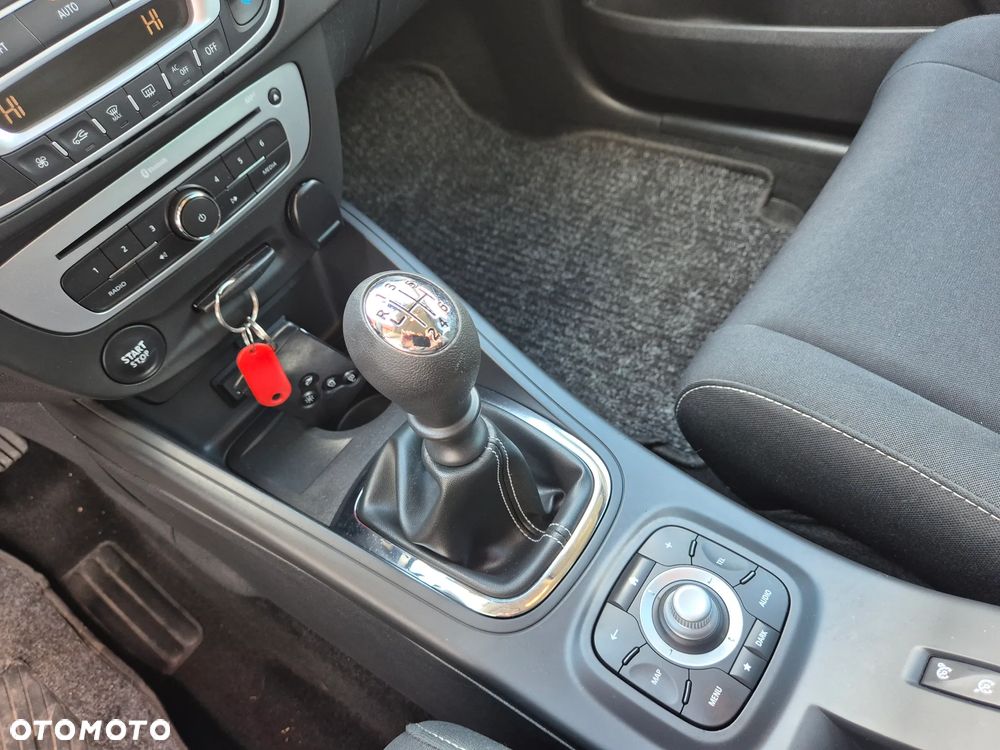 Renault Megane ENERGY dCi 110 Start & Stop LIMITED - 36