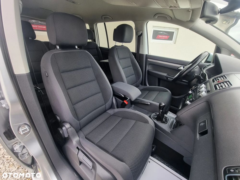 Volkswagen Touran 1.4 TSI Comfortline Perfectline - 10
