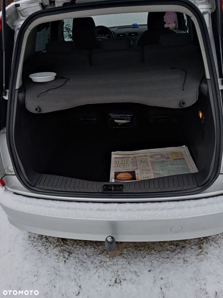 Ford Focus C-Max 1.6 Fun - 8