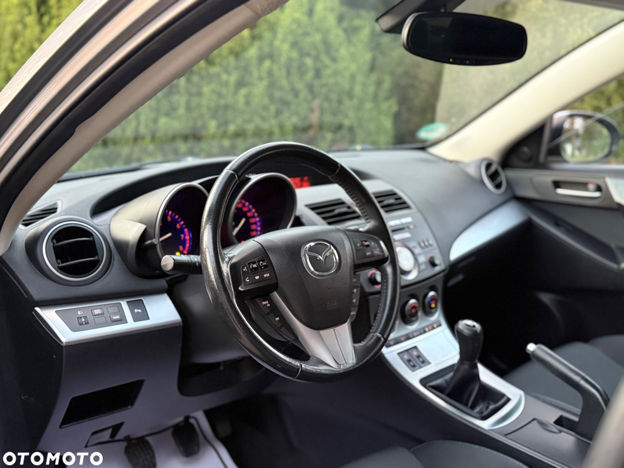 Mazda 3 1.6 Exclusive - 9