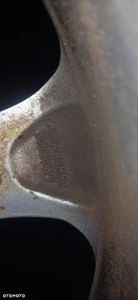 Alfa Romeo Koła Felgi Aluminiowe 5x110 16' ET34  60690477 - 2