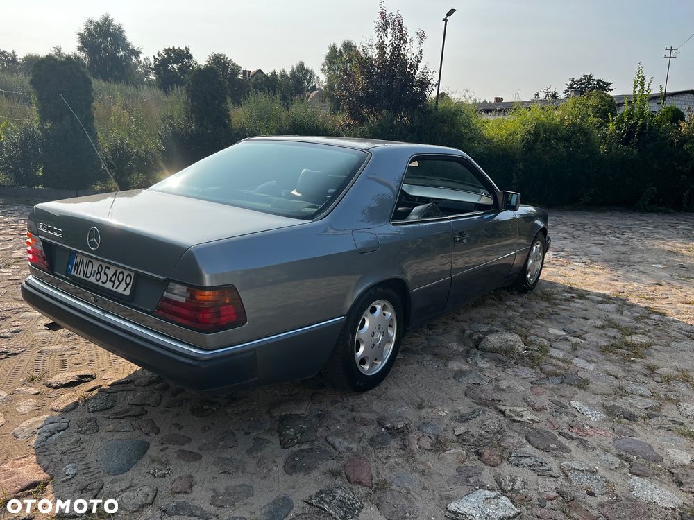 Mercedes-Benz W124 (1984-1993) - 7