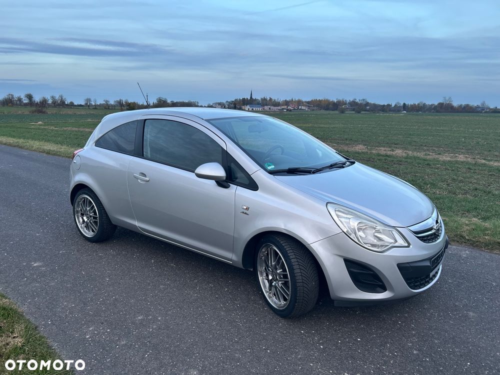 Opel Corsa 1.4 16V Active - 9
