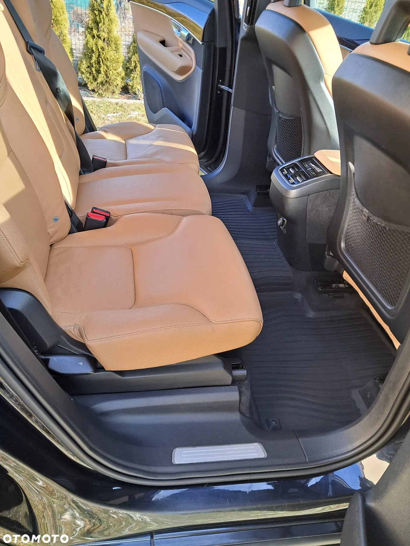 Volvo XC 90 T6 AWD Momentum 7os - 18