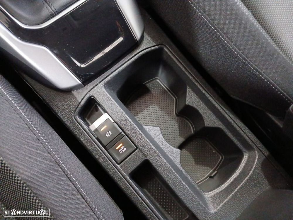 VW T-Roc 2.0 TDI Urban - 33