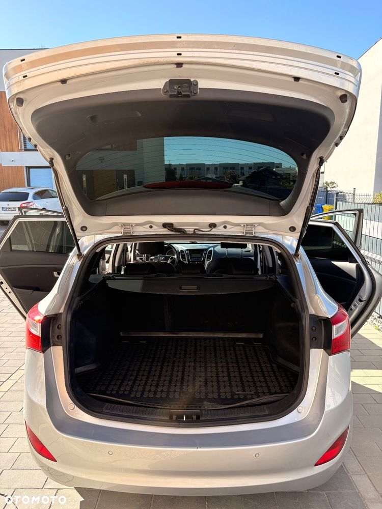 Hyundai i30 1.4 CRDi Classic + - 25