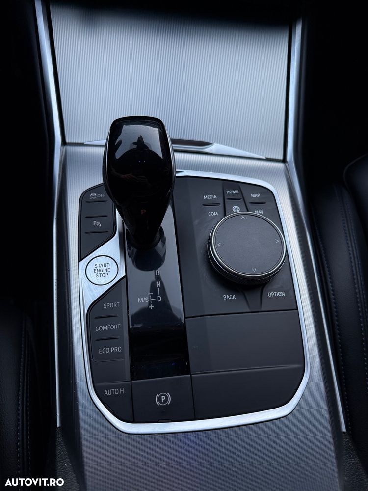 BMW Seria 3 320d xDrive Aut. Edition M Sport Shadow - 13