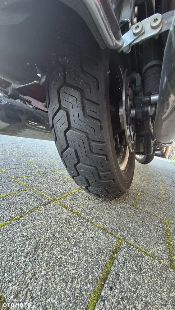 Harley-Davidson FLH Electra Glide - 8