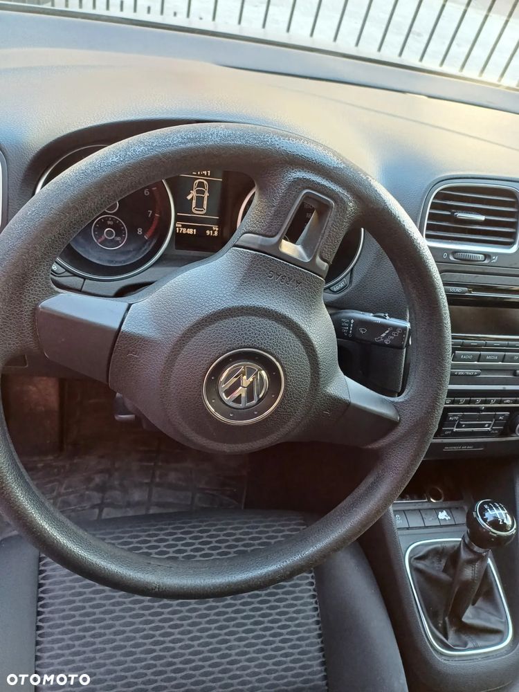 Volkswagen Golf - 15