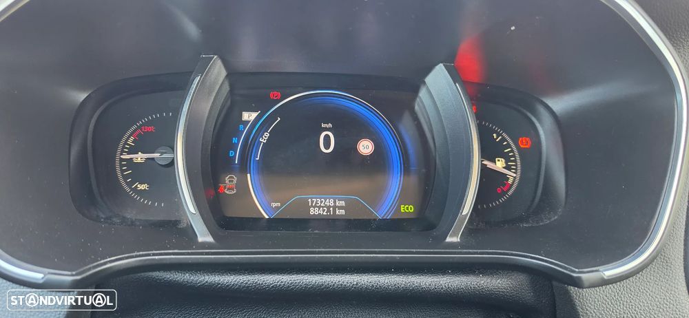 Renault Mégane Sport Tourer ENERGY dCi 110 EDC BUSINESS - 15