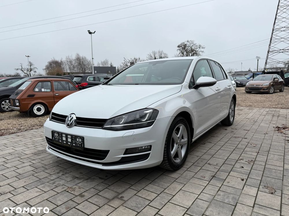 Volkswagen Golf - 17