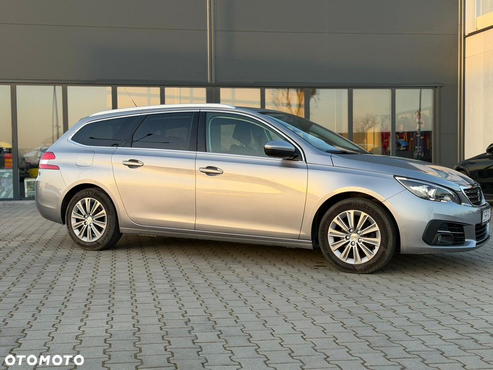 Peugeot 308 BlueHDi 130 Stop & Start Allure Pack - 8