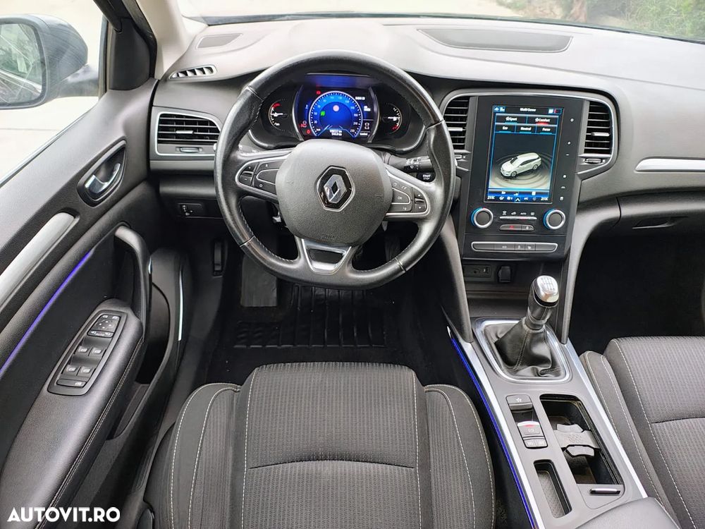 Renault Megane Blue dCi 116 Zen - 4