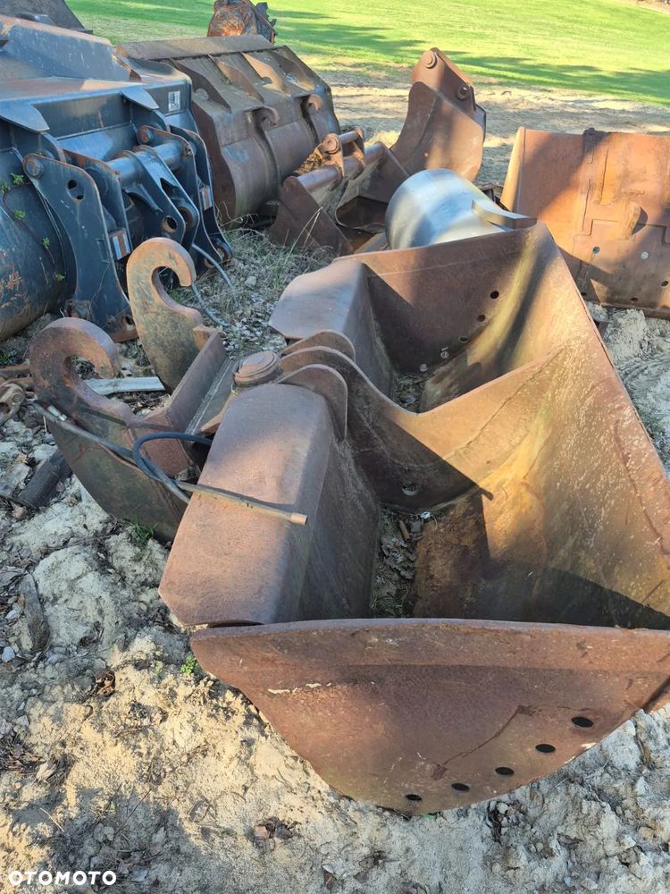 Łyżka skarpowa hydrauliczna SW45 - 2