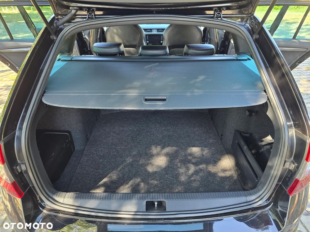 Skoda Octavia 2.0 TSI DSG RS 245 - 18