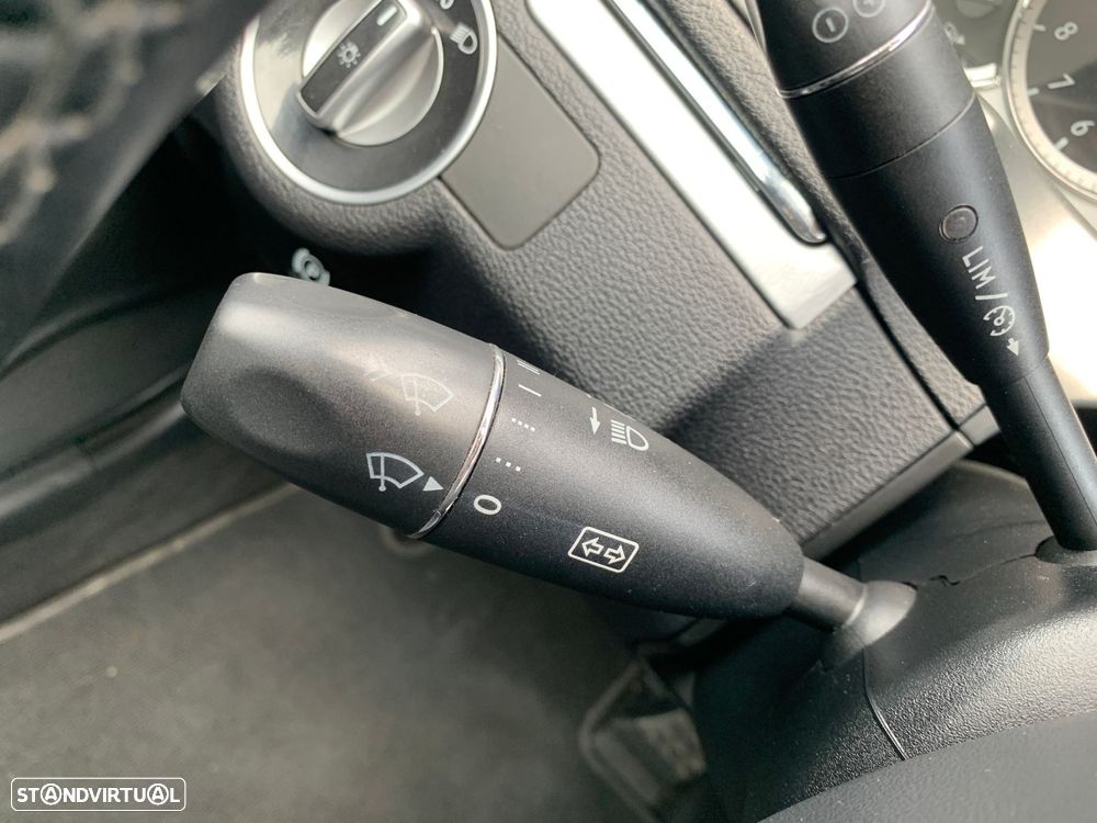 Mercedes-Benz E 220 CDI Avantgarde BlueEfficiency Auto. - 39