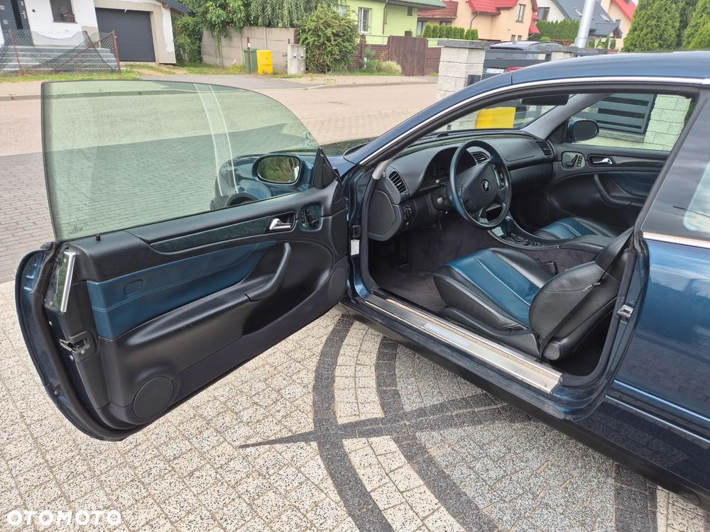 Mercedes-Benz CLK 320 - 31