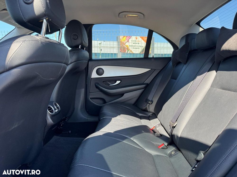 Mercedes-Benz E - 29