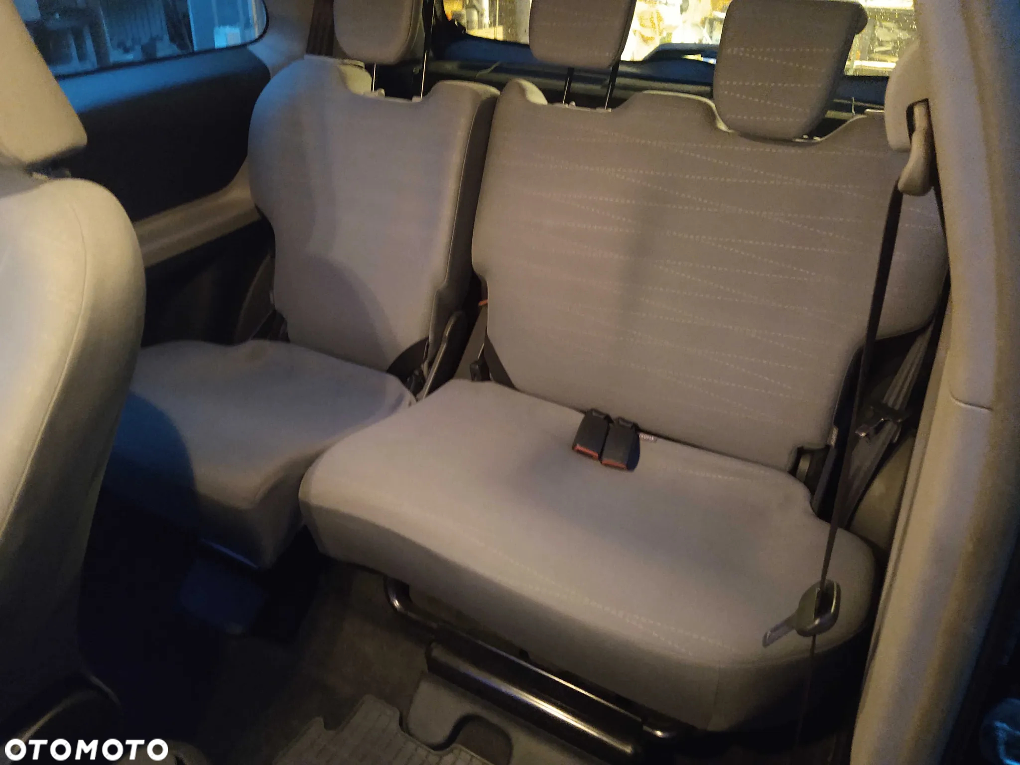 Toyota Yaris 1.3 Sol - 11