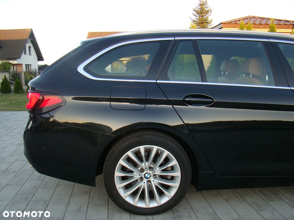 BMW Seria 5 520d xDrive mHEV Luxury Line sport - 12