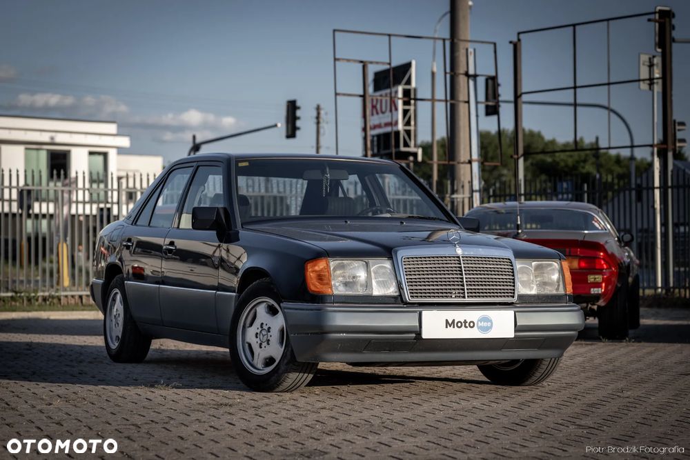 Mercedes-Benz W124 (1984-1993) - 11