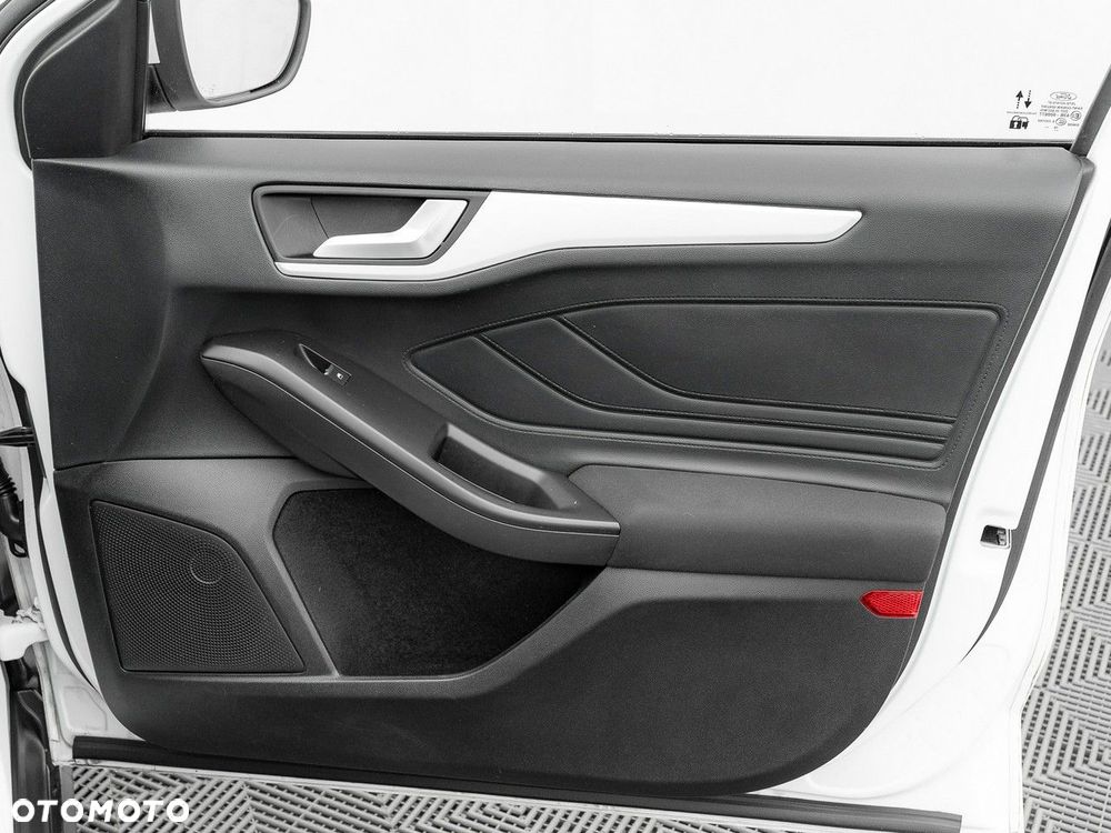 Ford Focus 1.5 EcoBlue Connected - 33