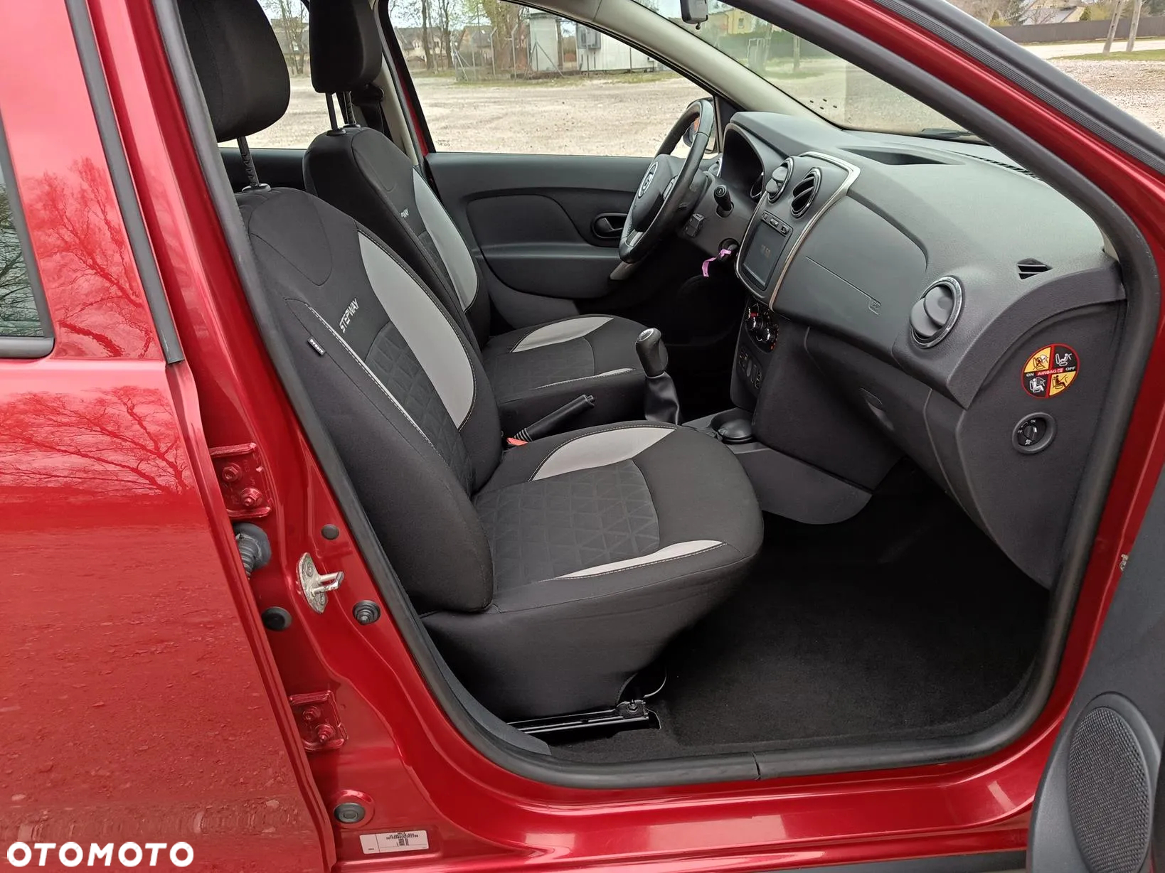 Dacia Sandero Stepway TCe 90 Prestige - 27