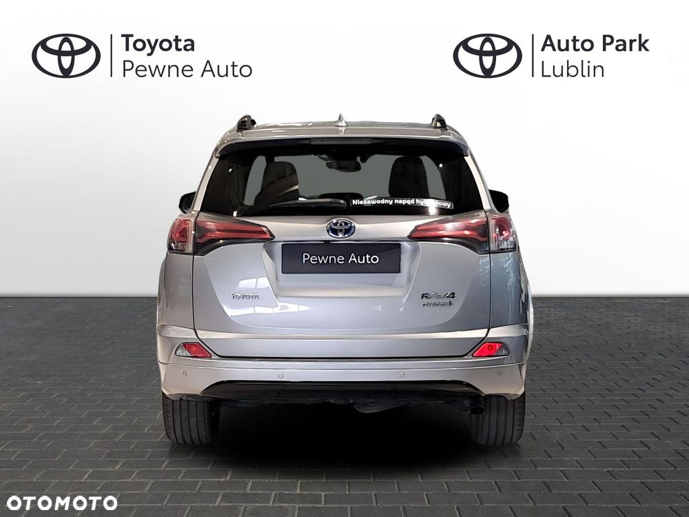 Toyota RAV4 - 4