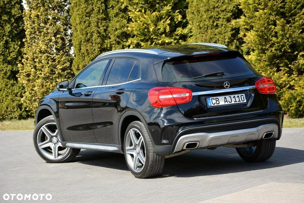 Mercedes-Benz GLA 200 AMG Line - 5