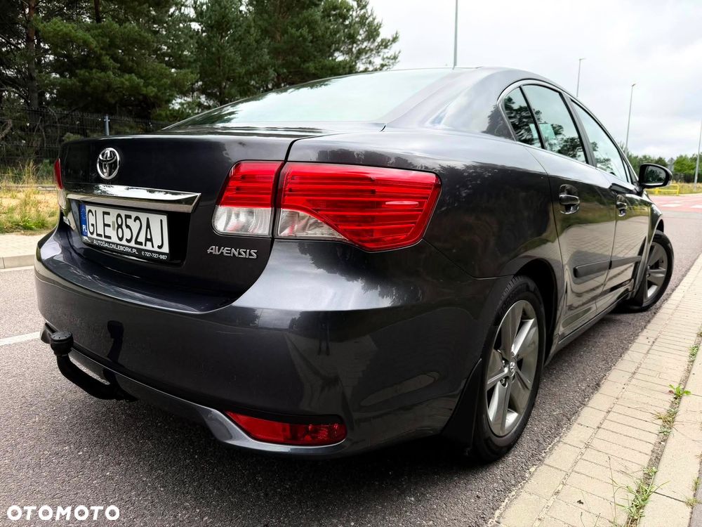 Toyota Avensis 1.8 Executive - 3