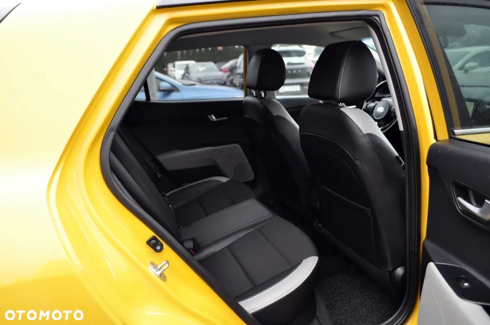 Kia Stonic 1.0 T-GDI 120 Spirit - 35