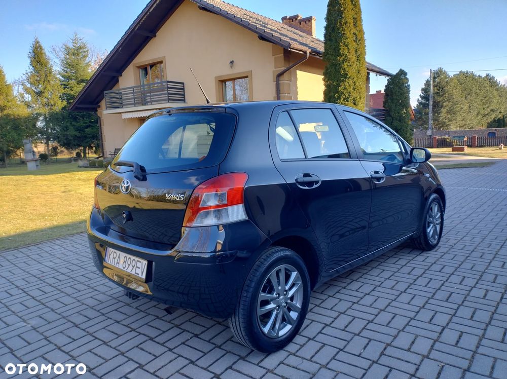Toyota Yaris 1.33 Active - 8