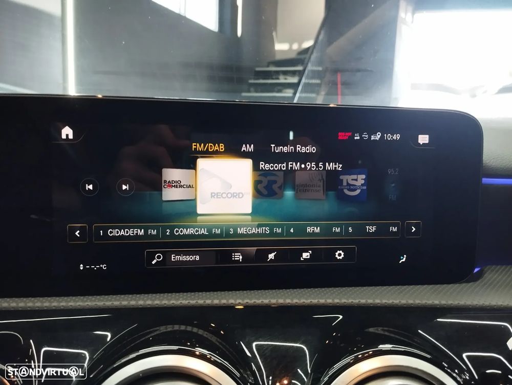 Mercedes-Benz A 250 Limousine e AMG Line - 37