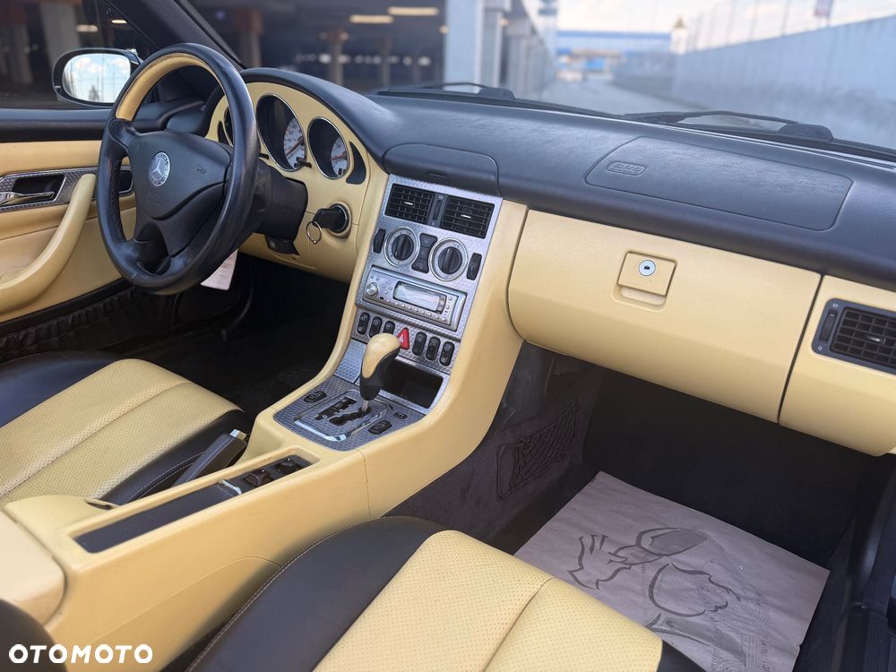 Mercedes-Benz SLK - 15