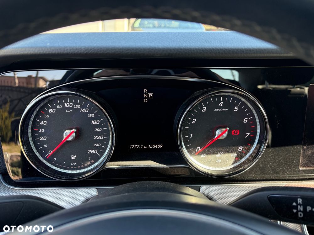 Mercedes-Benz Klasa E 200 9G-TRONIC Avantgarde - 12