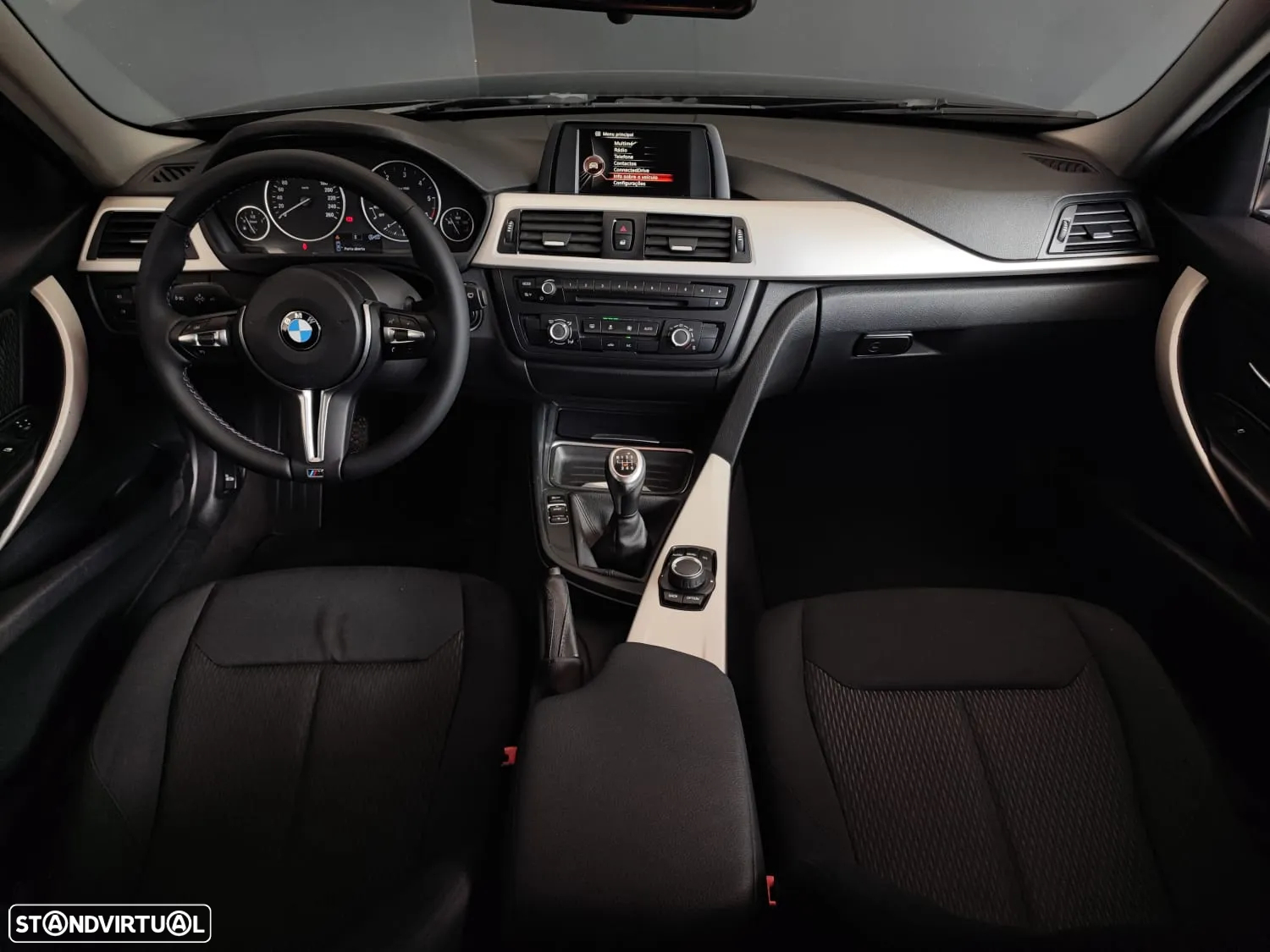 BMW 318 d Touring - 35