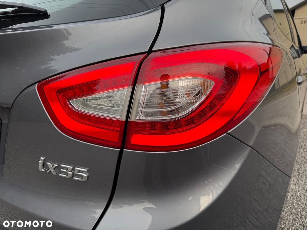 Hyundai ix35 1.6 2WD Fifa World Cup Edition - 10