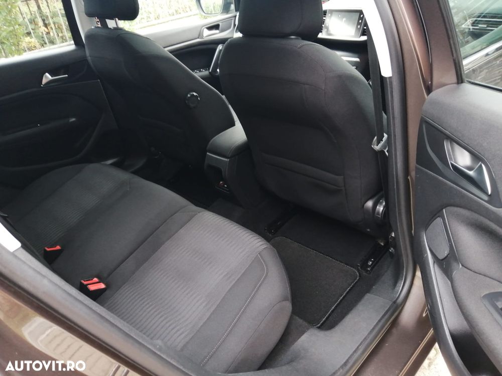 Peugeot 308 - 9