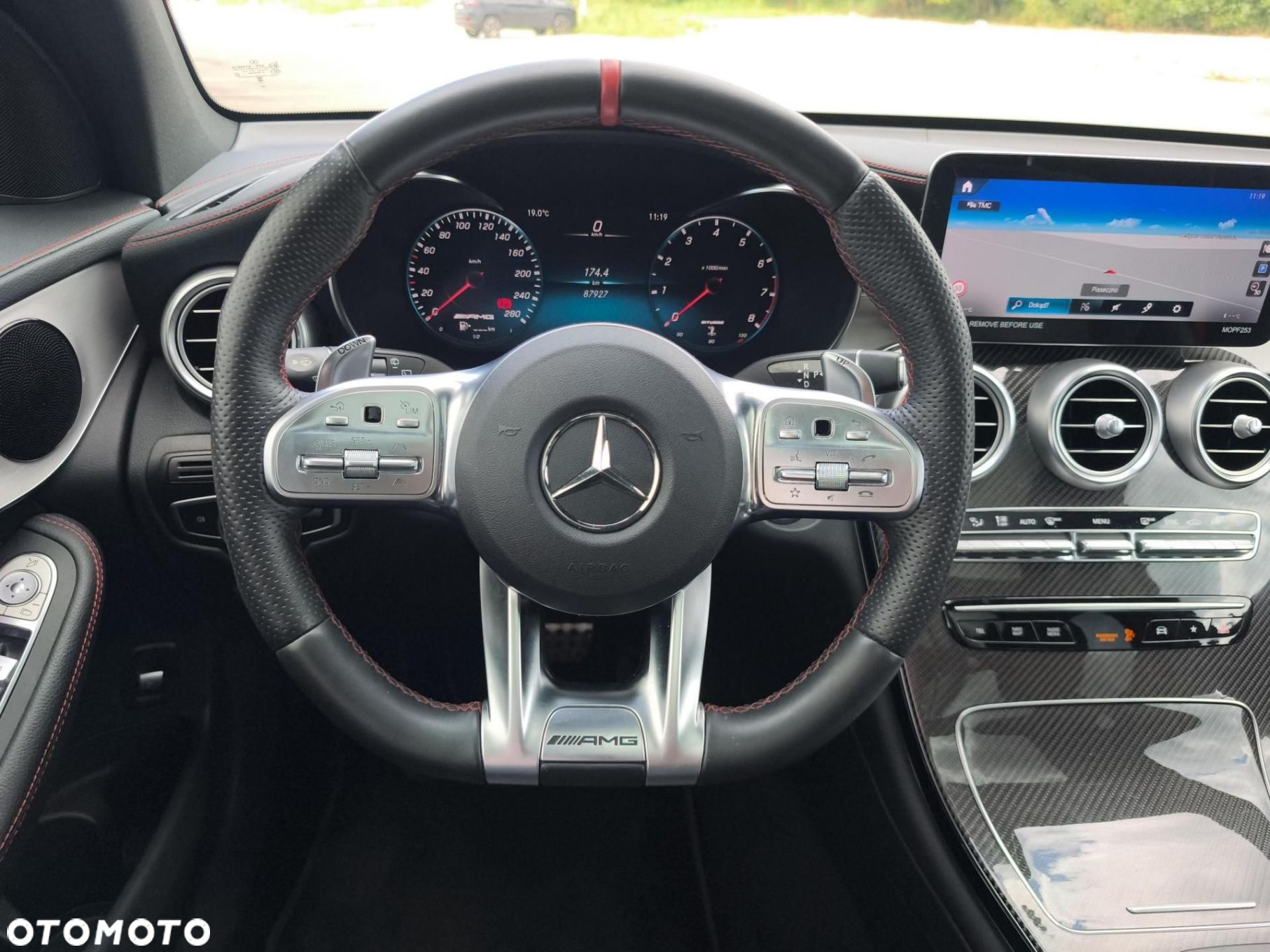 Mercedes-Benz GLC - 15