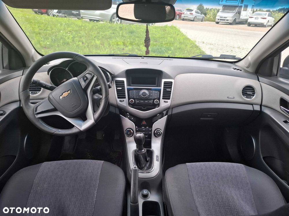 Chevrolet Cruze - 5