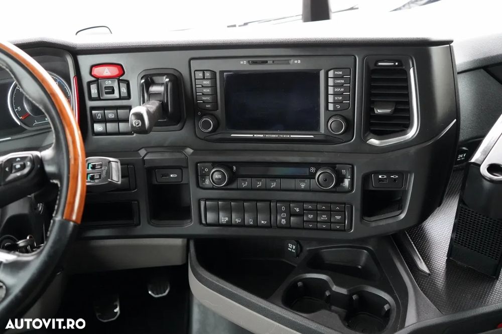 Scania S 580 / V8 / RETARDER / I-PARK COOL / FULL AIRMATIC / ECHIPAMENT MAXIM / EURO 6 - 29