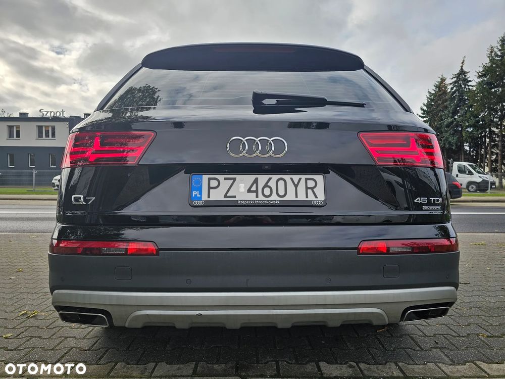 Audi Q7 45 TDI Quattro Tiptronic - 15